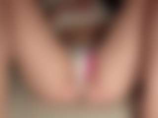 ilona4u's Live Sex Cam Show