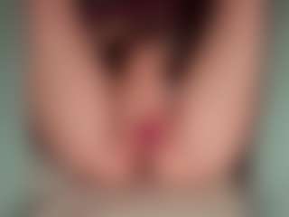 ilona4u's Live Sex Cam Show