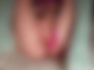 ilona4u's Live Sex Cam Show