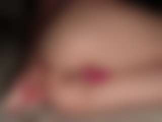 ilona4u's Live Sex Cam Show