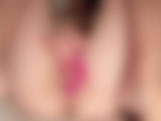 Live cam show with ilona4u - Shaved Pussy on Taboo Cams XXX