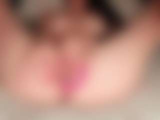 Live cam show with ilona4u - Petite MILF on https://playwithruby.com