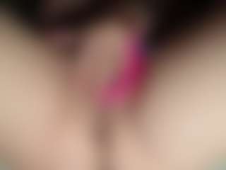 ilona4u's Live Sex Cam Show