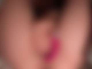 ilona4u's Live Sex Cam Show