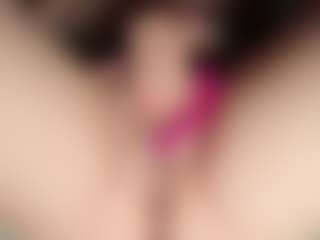 ilona4u's Live Sex Cam Show