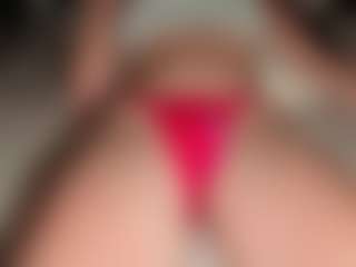 ilona4u's Live Sex Cam Show