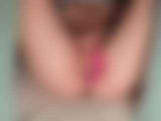 ilona4u's Live Sex Cam Show