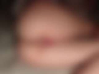 ilona4u's Live Sex Cam Show