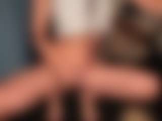 ilona4u's Live Sex Cam Show