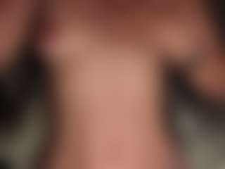 ilona4u's Live Sex Cam Show