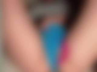 ilona4u's Live Sex Cam Show