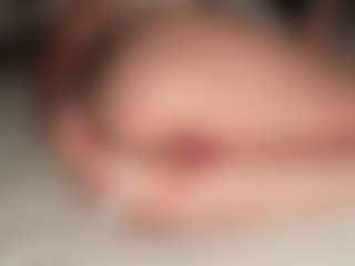 ilona4u's Live Sex Cam Show