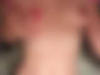 ilona4u's Live Sex Cam Show