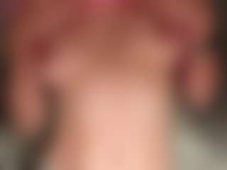 ilona4u's Live Sex Cam Show