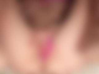 ilona4u's Live Sex Cam Show