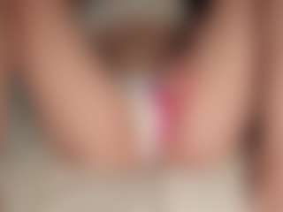ilona4u's Live Sex Cam Show