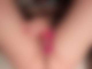 ilona4u's Live Sex Cam Show
