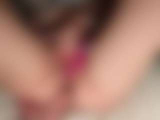 ilona4u's Live Sex Cam Show