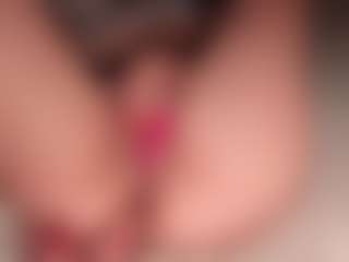 ilona4u's Live Sex Cam Show