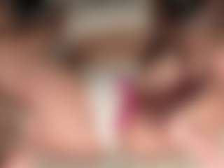 ilona4u's Live Sex Cam Show