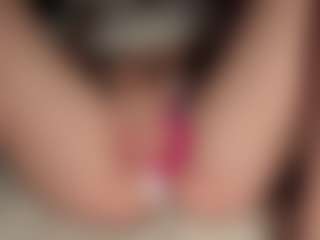 ilona4u's Live Sex Cam Show