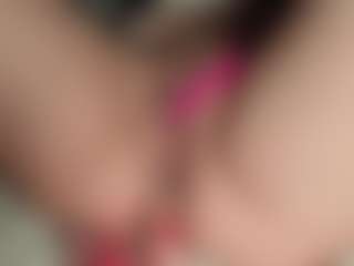 ilona4u's Live Sex Cam Show
