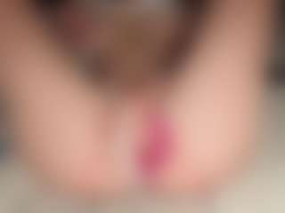 ilona4u MILF webcam performer live streaming