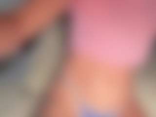 ilona4u's Live Sex Cam Show