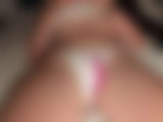 ilona4u's Live Sex Cam Show