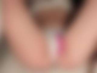 Live cam show with ilona4u - Spank on live18s.com