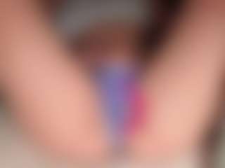 ilona4u's Live Sex Cam Show