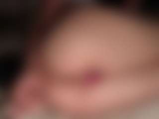 ilona4u's Live Sex Cam Show