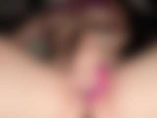 ilona4u's Live Sex Cam Show
