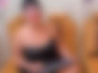 Live cam show with Miranda-Spark1 - Mature on Cam Slut