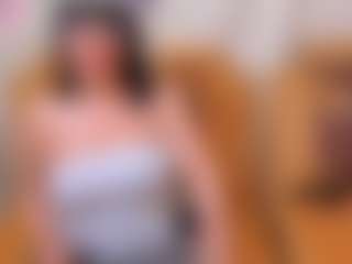 Live cam show with Miranda-Spark1 - Middle Aged on Livezox