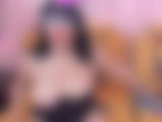 Live cam show with Miranda-Spark1 - Middle Aged on CamClone