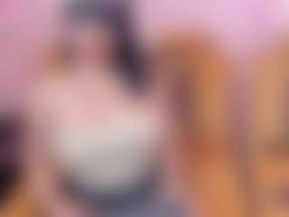 Miranda-Spark1 MILF webcam performer live streaming