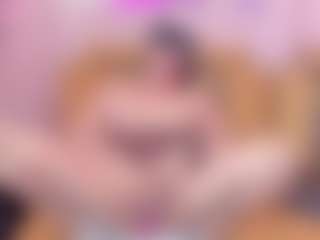 Miranda-Spark1 MILF webcam performer live streaming