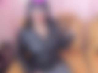 Live cam show with Miranda-Spark1 - Middle Aged on Dare Cams