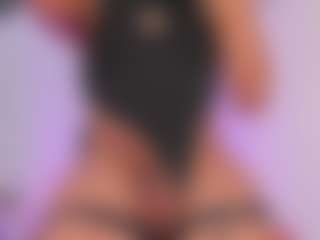 Live cam show with sophia cameron - Tease on Camsoda