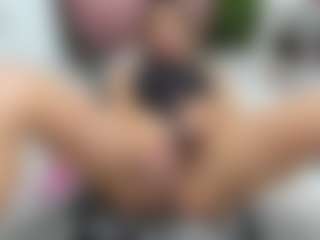 Live cam show with Sweet Cherry - Fingers on camwithhim.com