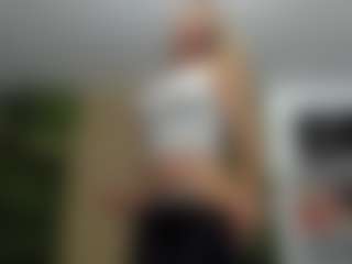 Sweet Cherry's Live Sex Cam Show