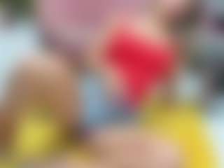 Sweet Cherry MILF webcam performer live streaming