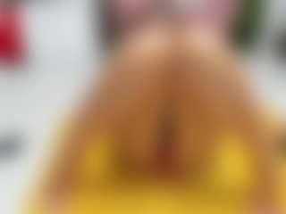 Live cam show with Sweet Cherry - Sexwebcam on intimatelivegirls.com