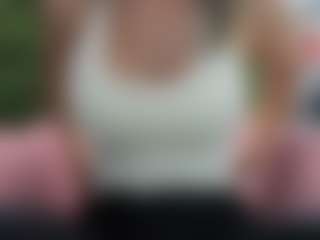 Live cam show with Sweet Cherry - BBW on TeamSkeetLive