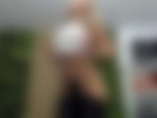 Sweet Cherry's Live Sex Cam Show