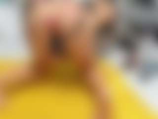 Live cam show with Sweet Cherry - Gamer MILF on Nude Chat * 1 On 1 Webcam Sex * Live Cam Show