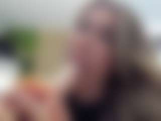 Sweet Cherry's Live Sex Cam Show