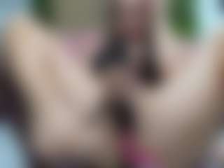 Live cam show with Sweet Cherry - White on madthumbs | united states