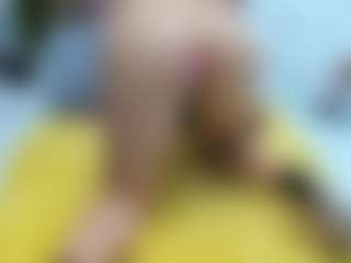 Show live cam dengan Sweet Cherry - Big Ass MILF di Camsoda